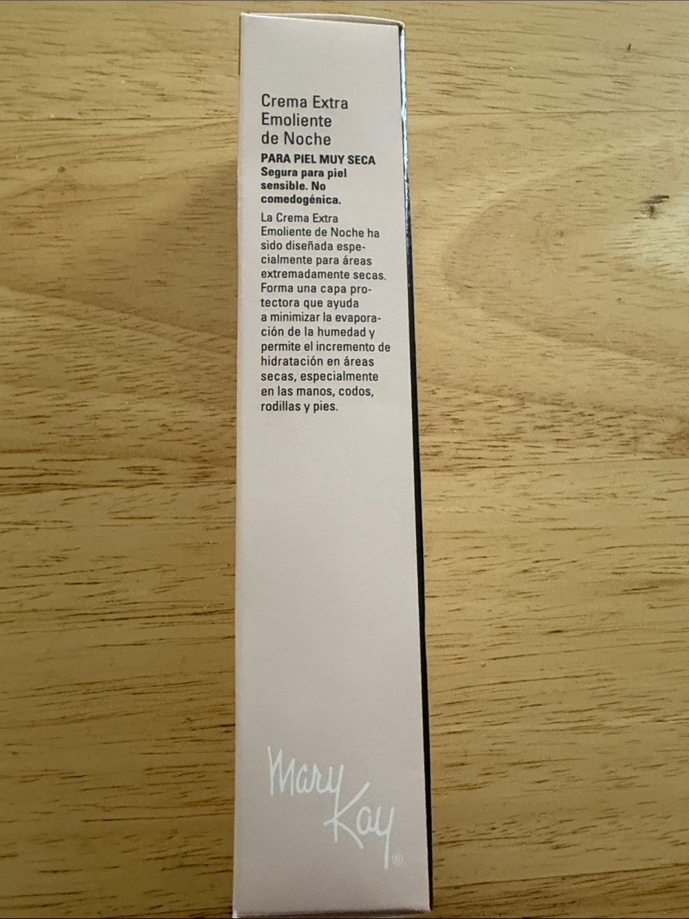Mary Kay Extra Emollient Night Cream White and Black Box - Picture 2 of 5